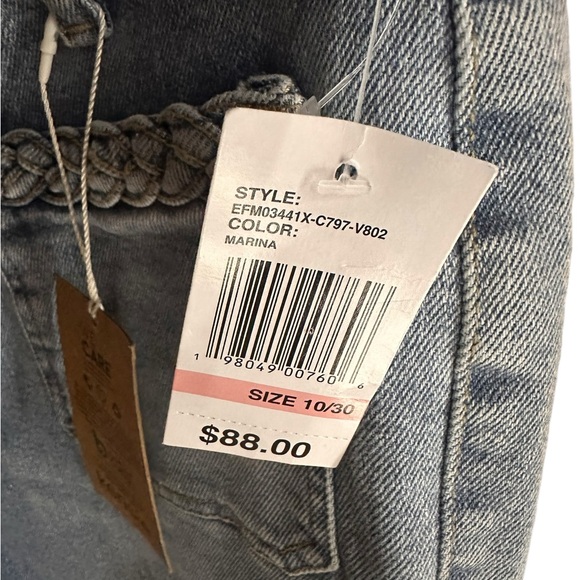 Kensie The Savannah high-rise flare jeans - Picture 6 of 6